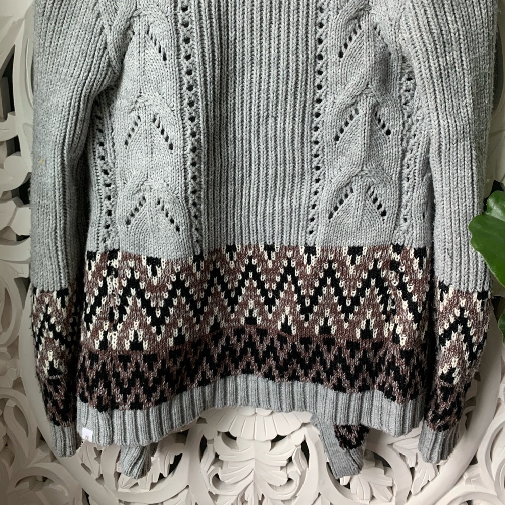 Element Sweater - image 5